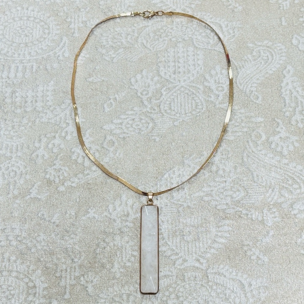 Vintage Herringbone Gold Tone Necklace White Quartz Stone Long Bar Pendant